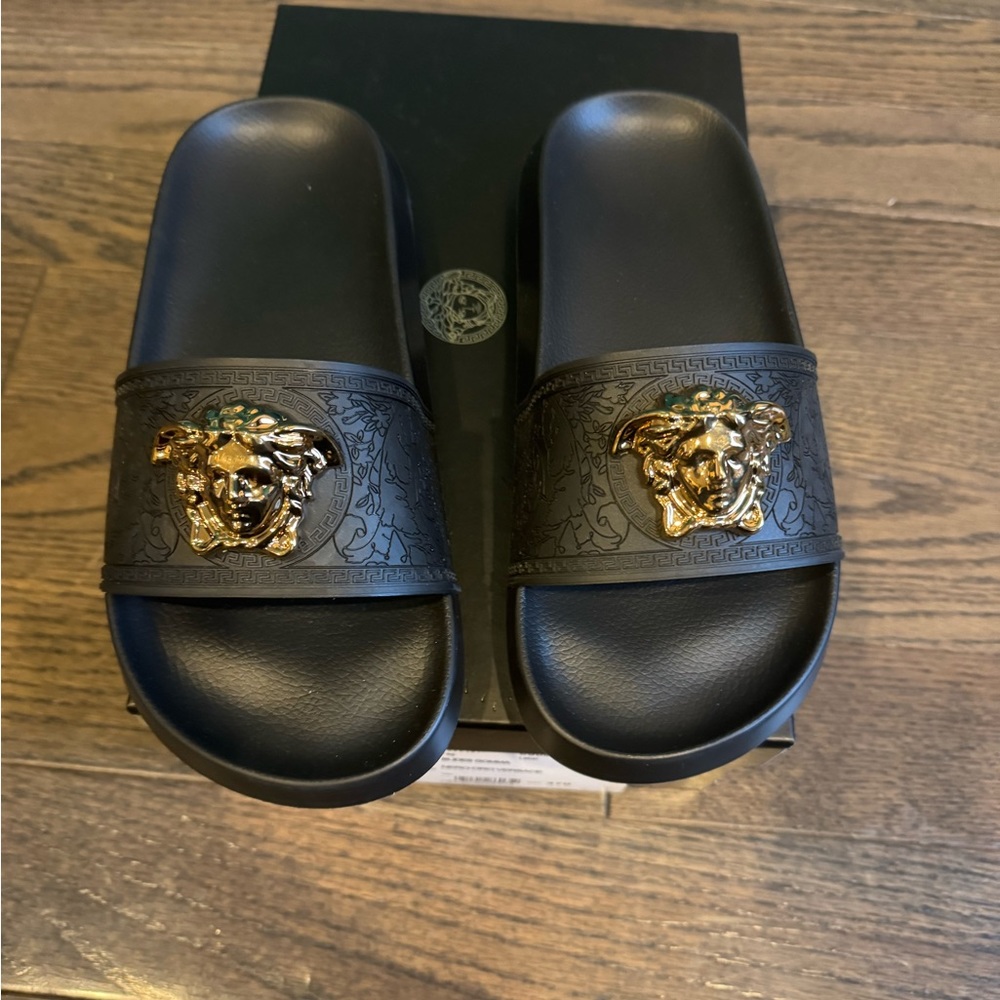 Black Versace Medusa Slide Sandals, size 37